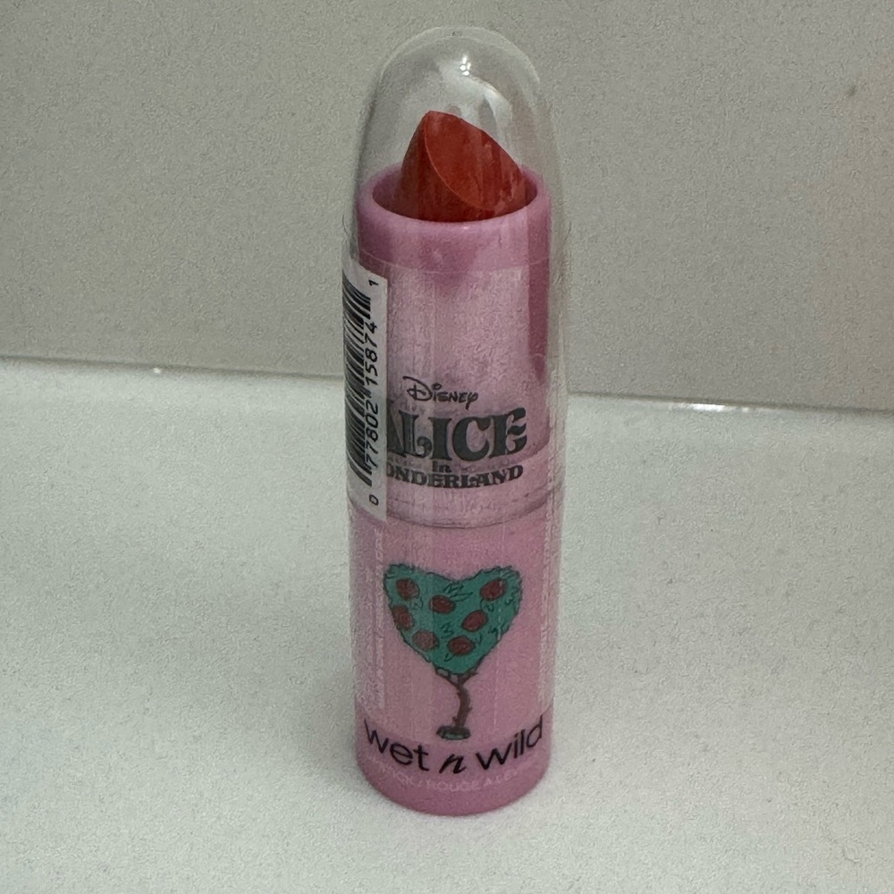 Wet n wild x Alice in Wonderland lipstick